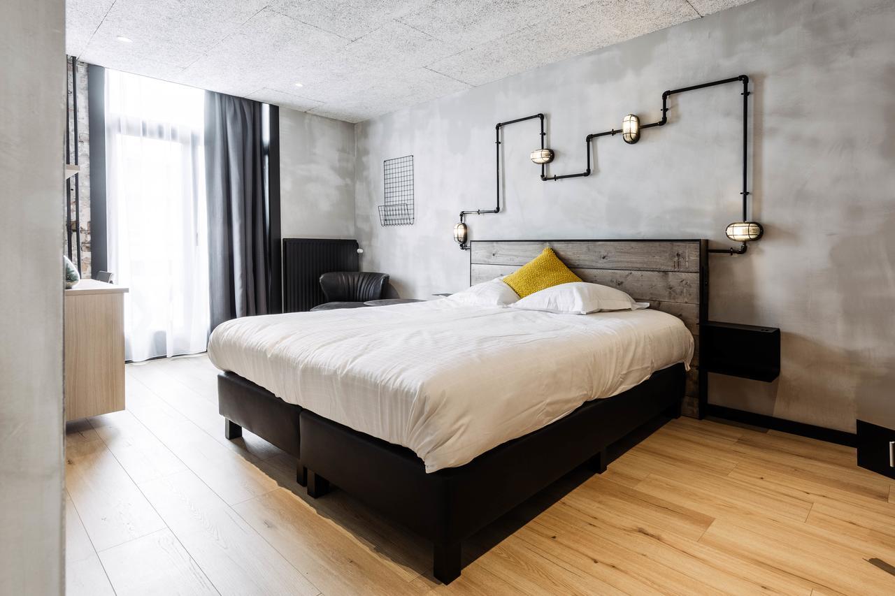 Upstairs 3* Ostende